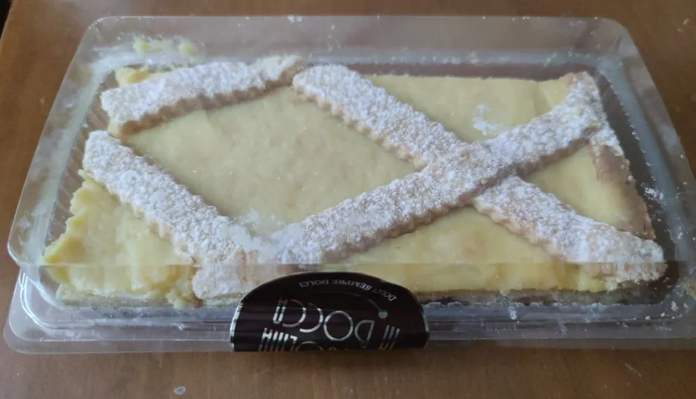 Torta crostata crema di limone