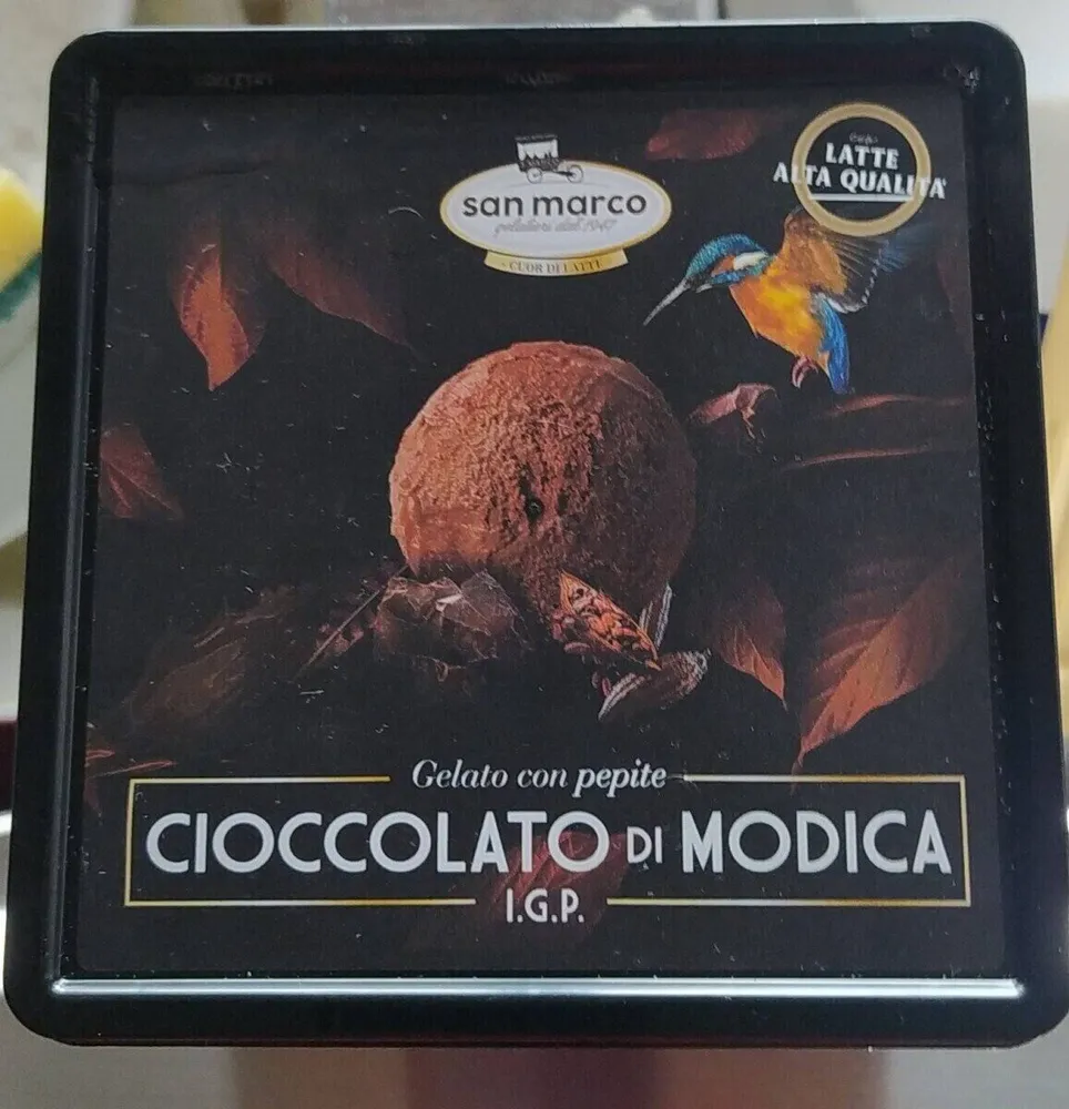 Gelato con pepite cioccolato di Modica I. G. P