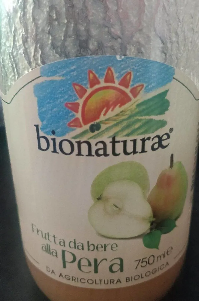 Frutta da bere alla pera