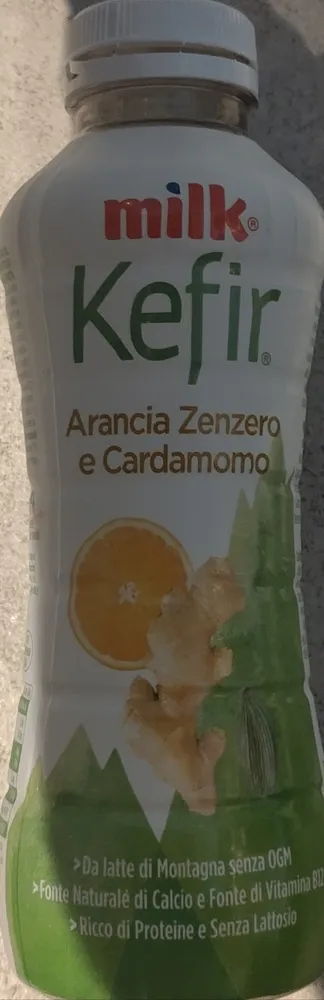 Kefir arancia zenzero e cardamomo