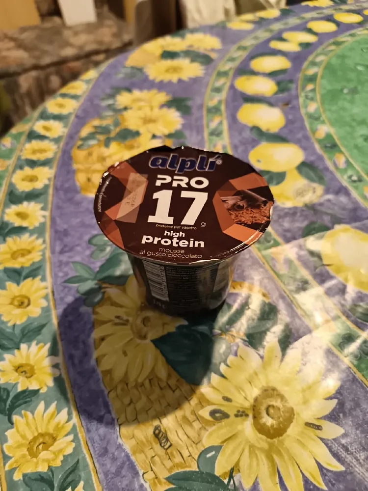 mousse al gusto cioccolato