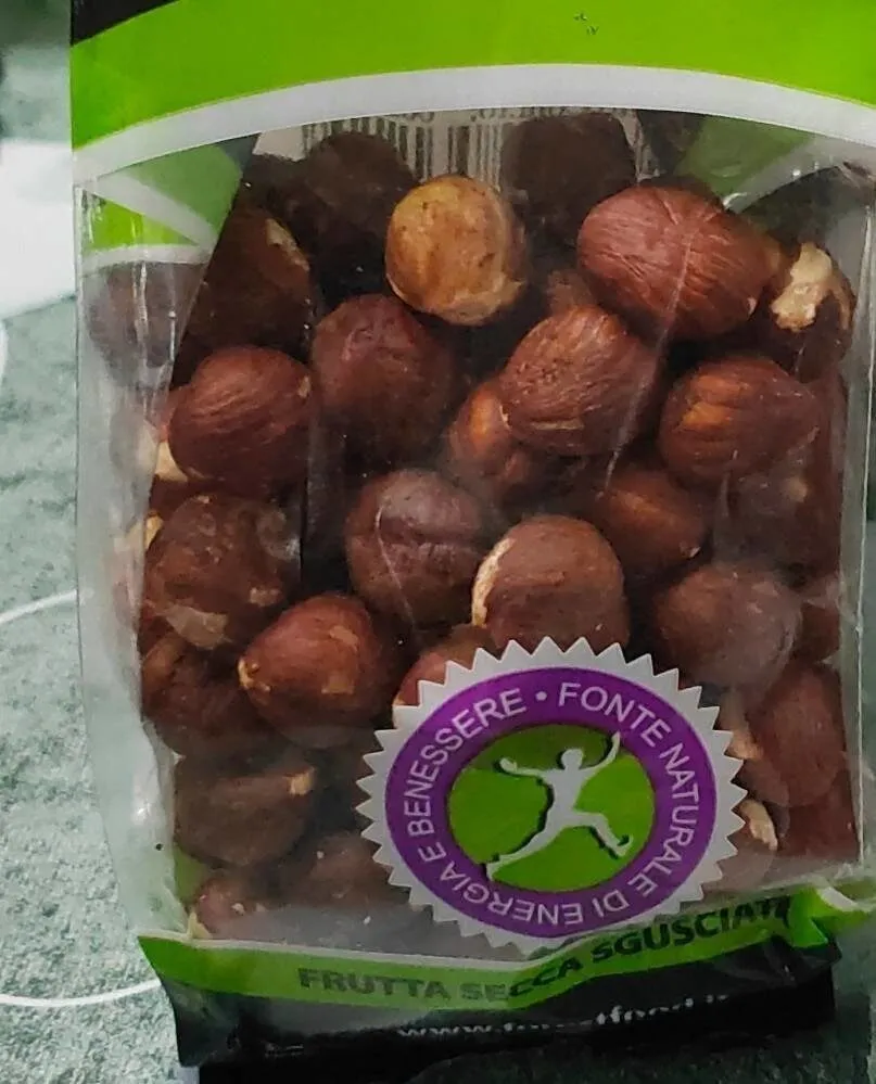 Nocciole sgusciate