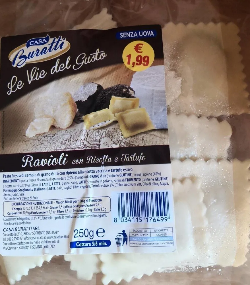 Ravioli con ricotta e tartufo