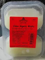 Casu ageru misto formaggio di latte di pecora e capra
