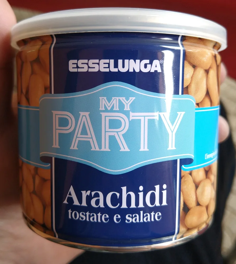 Arachidi tostate e salate