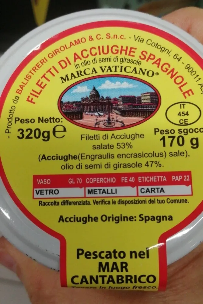 Filetti acciughe vaticano