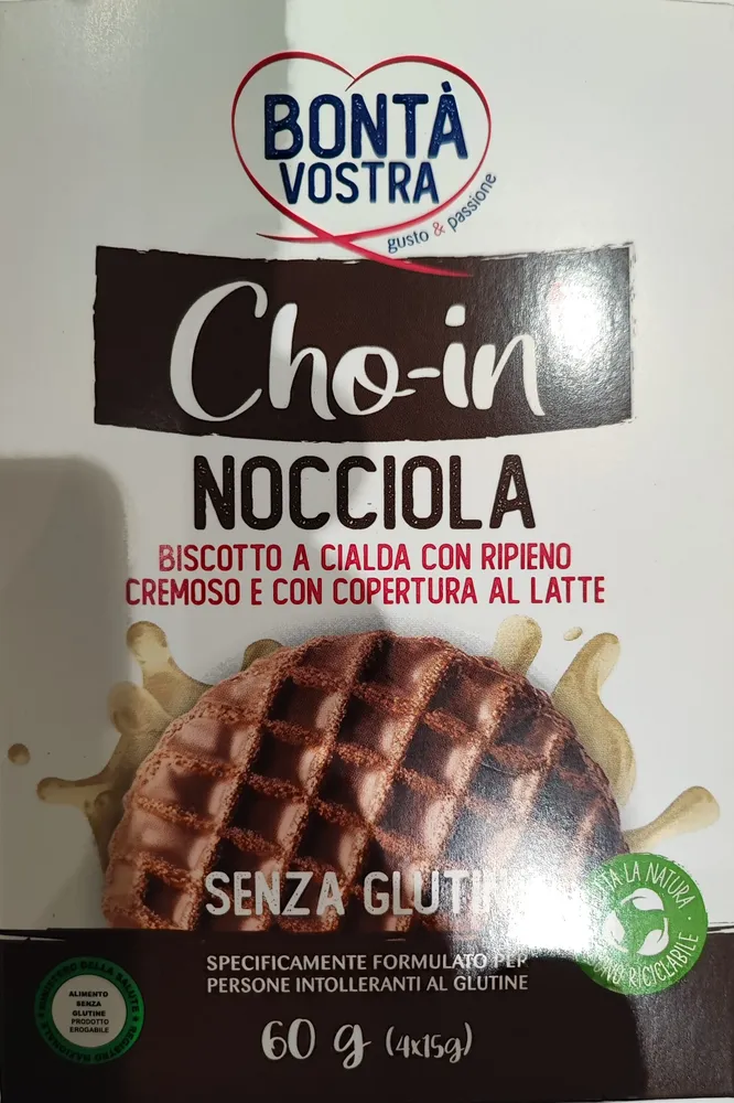 Cho-in nocciola biscotto a cialda ripieno con copertura al latte