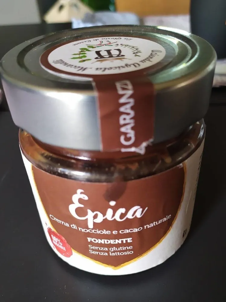 Epica crema di nocciole e cacao naturale