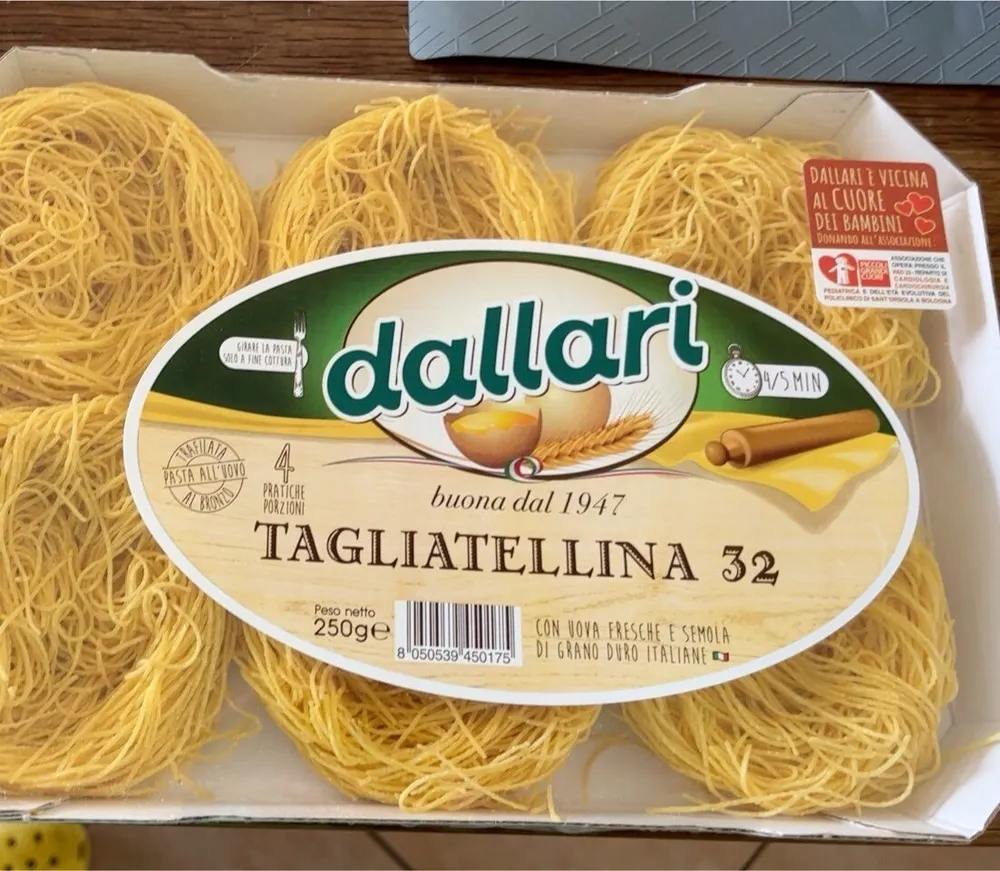 Tagliatellina 32