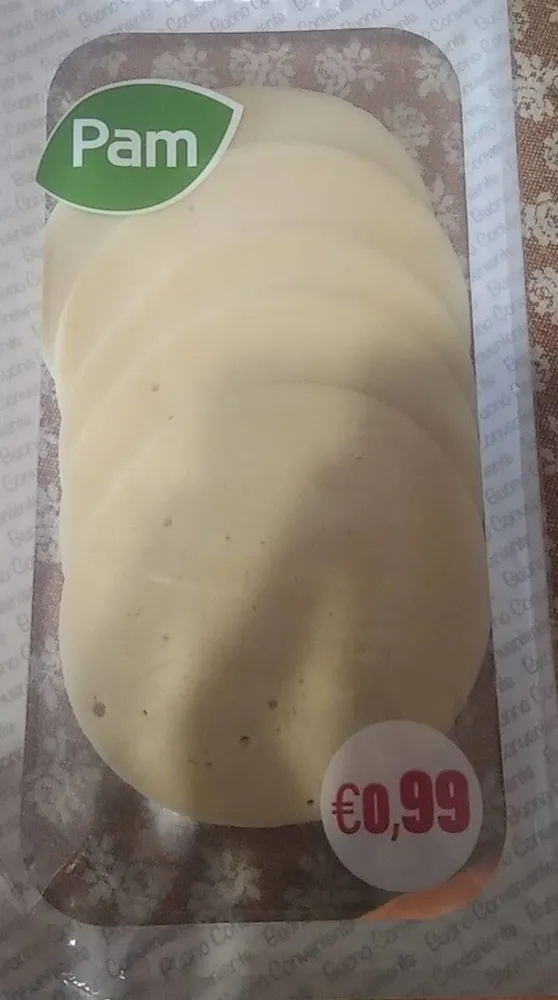 Provolone dolce a fette