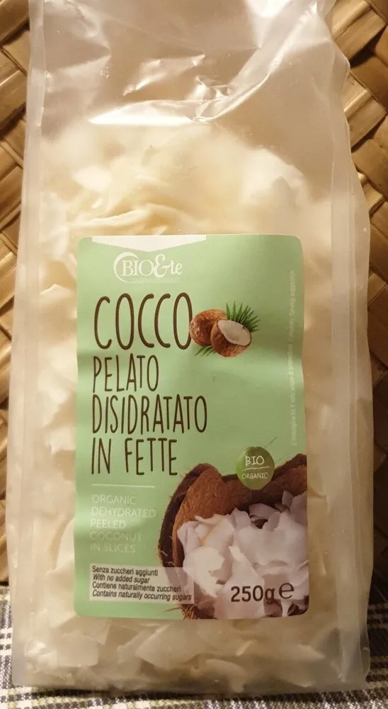 COCCO PELATO DISIDRATATO IN FETTE
