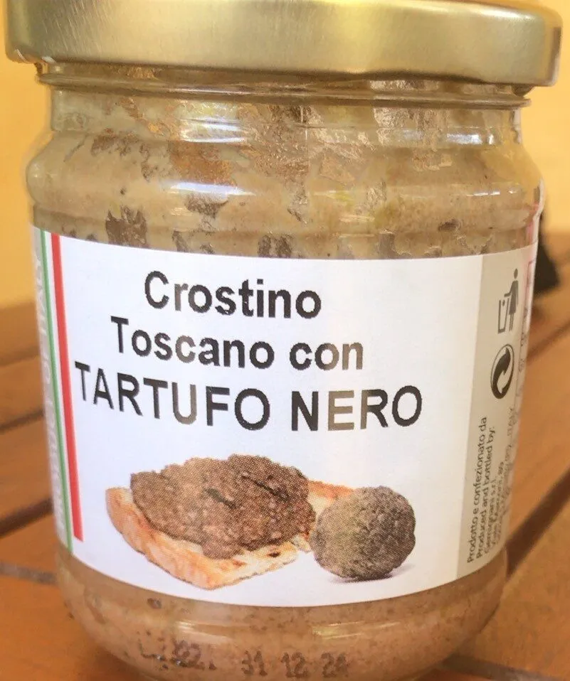 Crostino toscano con tartufo nero
