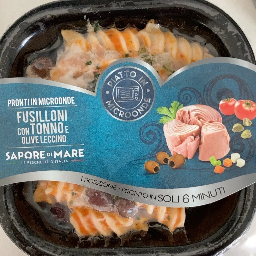 Fusilloni con tonno e olive leccino