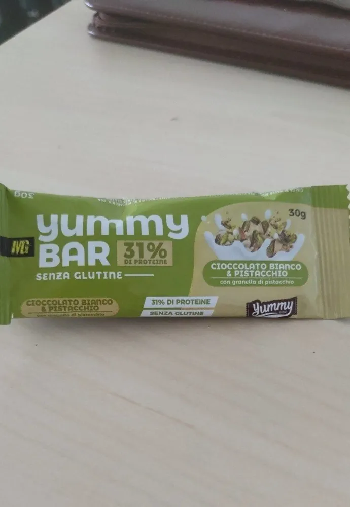 Yummy bar cercaferditrainersuInstagram
