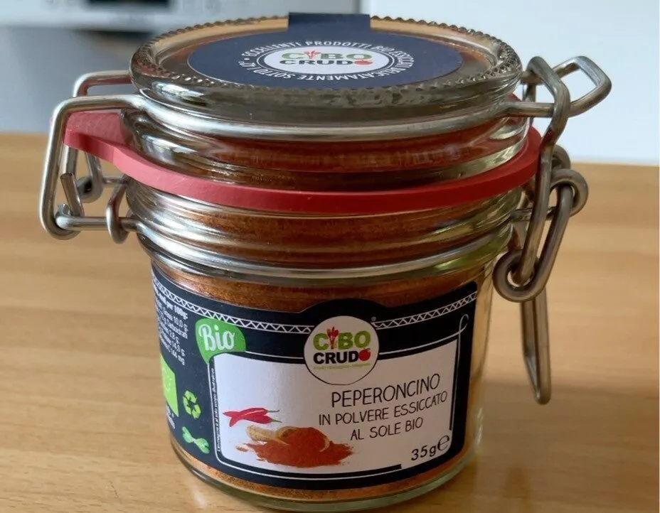 Peperoncino in polvere essicato al sole Bio