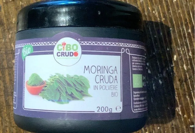 Moringa cruda