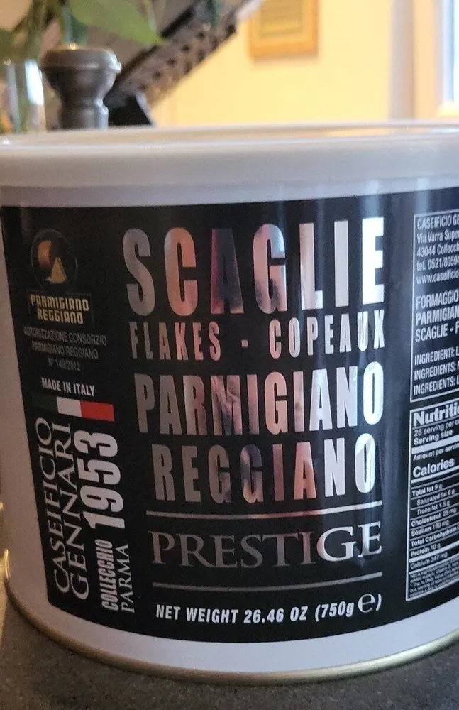Scaglie Parmigiano Reggiano