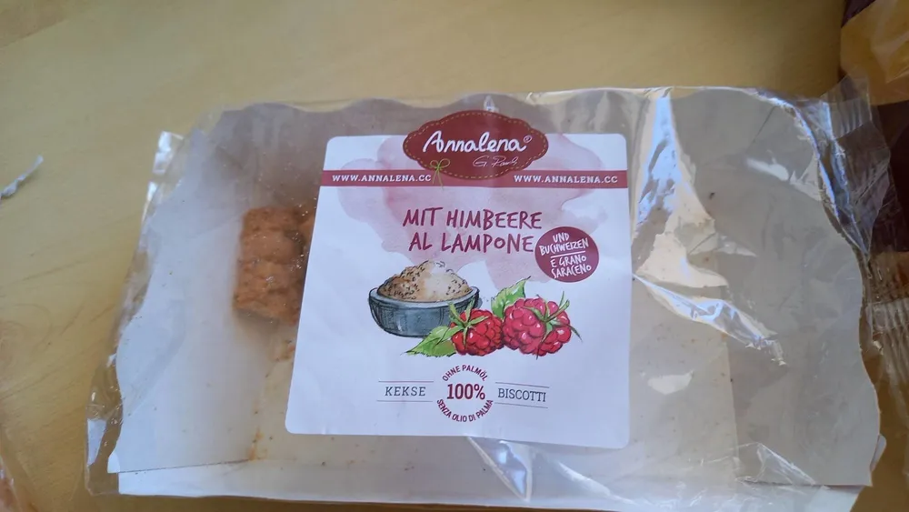 Kekse mit himbeern und bu biscoti al lampone