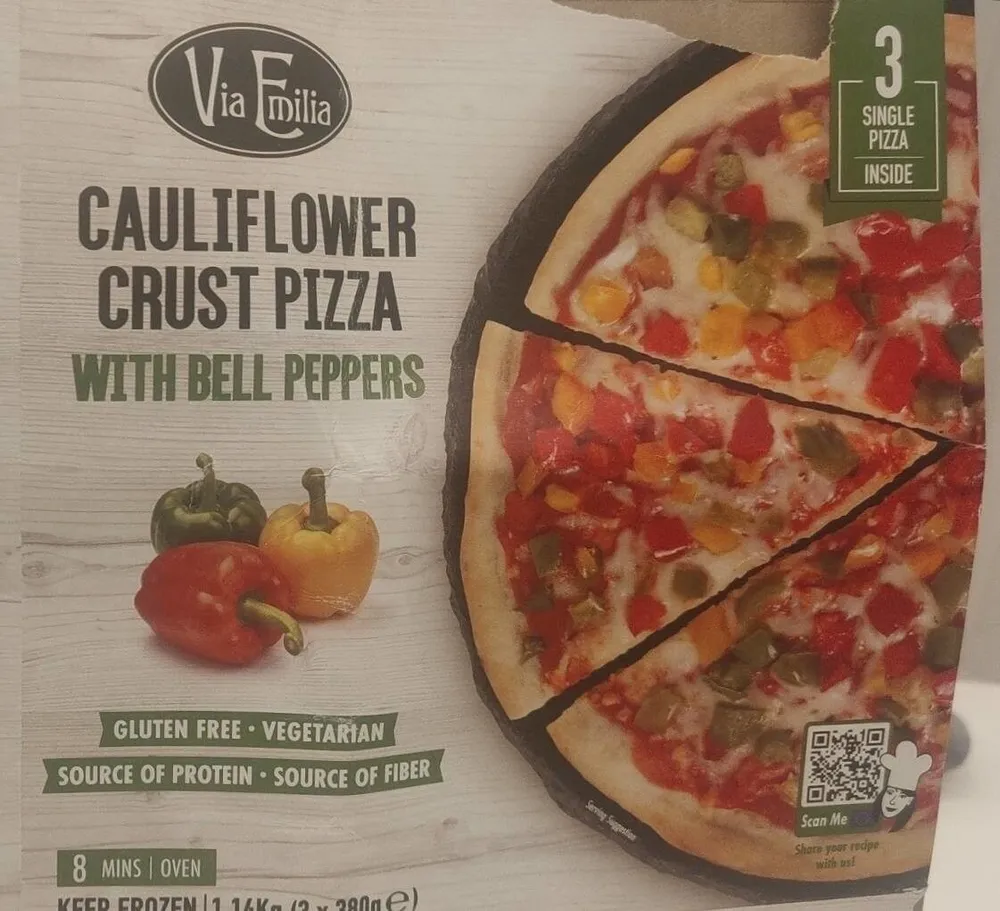 Cauliflower crust pizza with Bell pepers