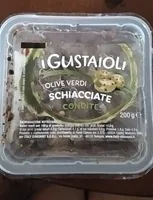 Olive verdi schiacciate condite