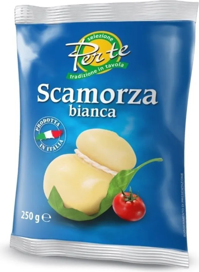 Scamorza bianca tradizione in tavola