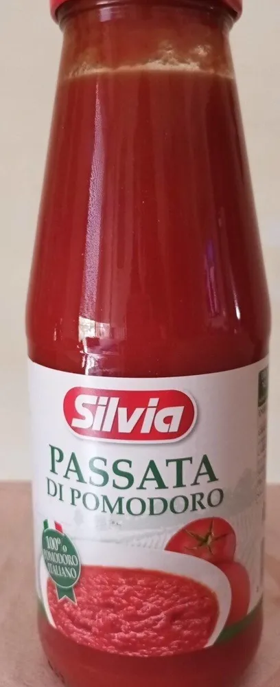 Silvia passata di pomodoro