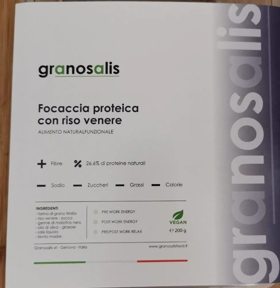 Focaccia proteica con riso venere