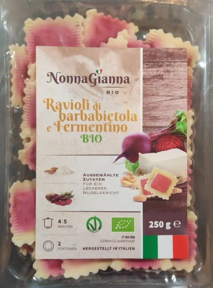 Ravioli di barbabietola e fermentino