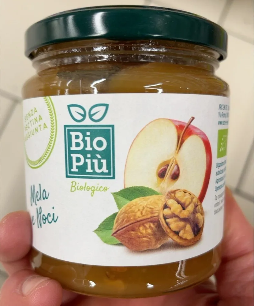 Bio più mela e noci