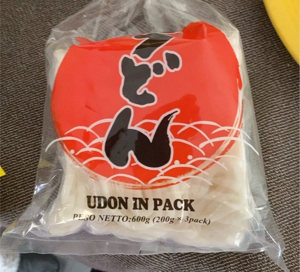 Udon in pack