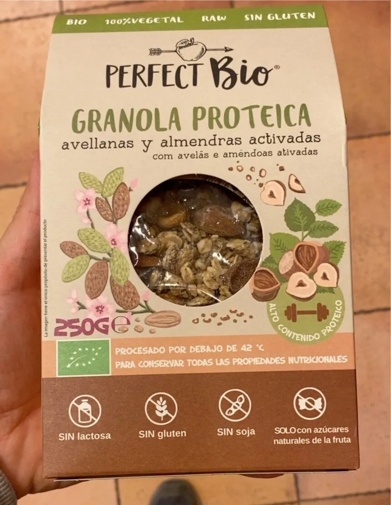 Granola Proteica avellanas y almendras activadas