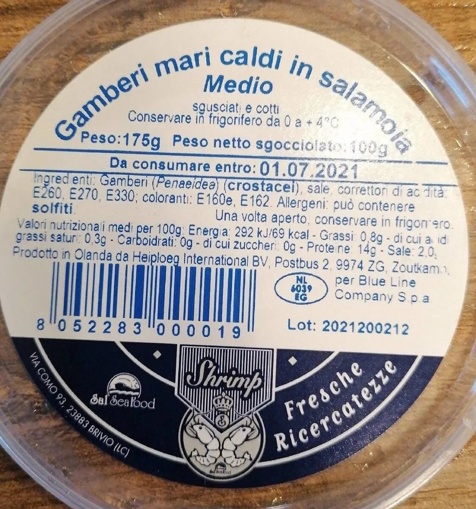 Gamberi mari caldi in salamoia