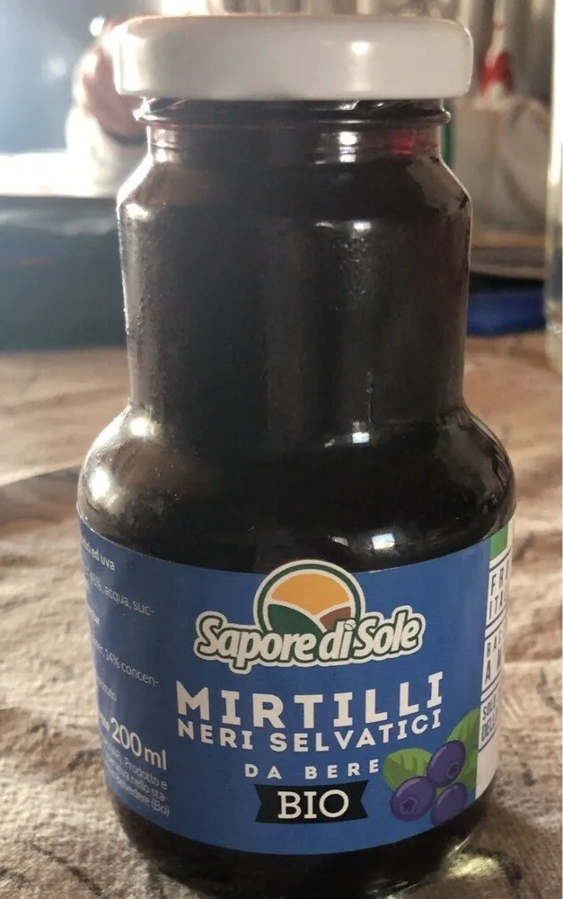 mirtilli neri selvatici da bere