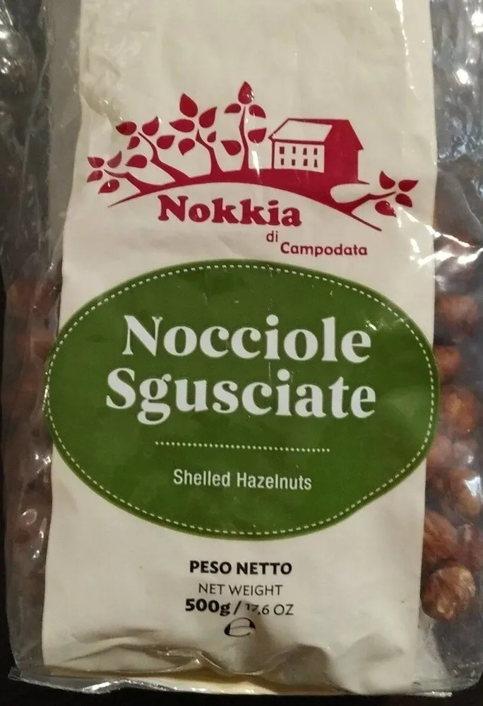 Nocciole sgusciate