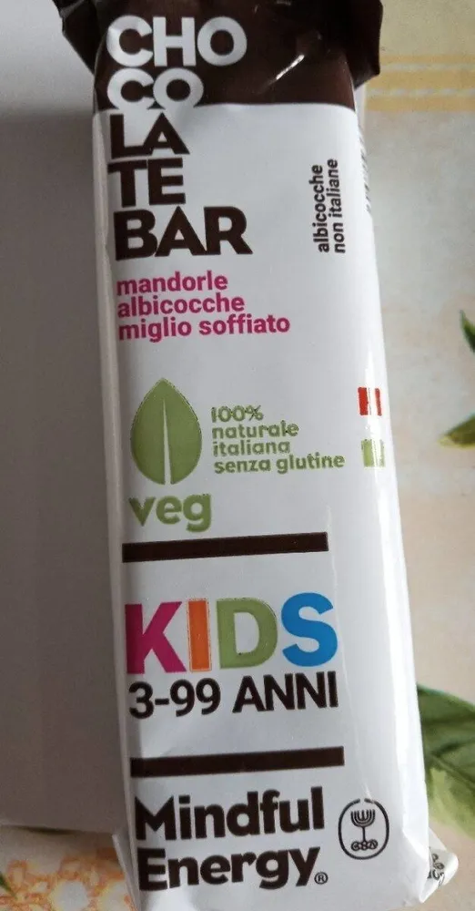 Chocolate bar mandorle albicocche miglio soffiato