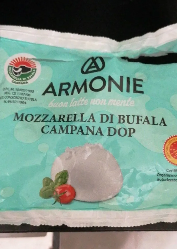 Mozzarella di bufala campana dop