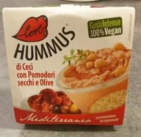 Hummus di ceci con pomodori secchi e olive