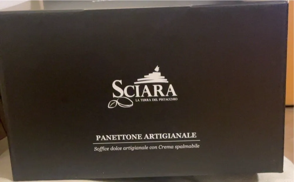 Panettone al pistacchio e cioccolato