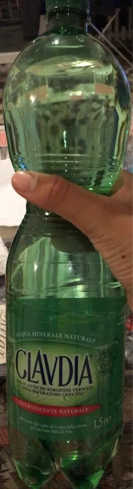 Acqua frizzante