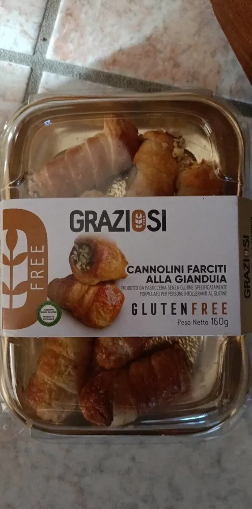 Cannolini farciti alla gianduia