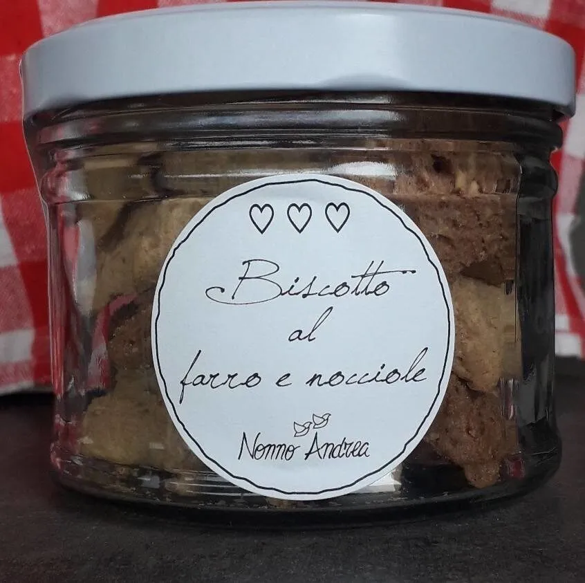 biscotti al farro e nocciole