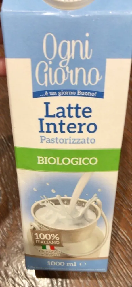 Latte intero biologico
