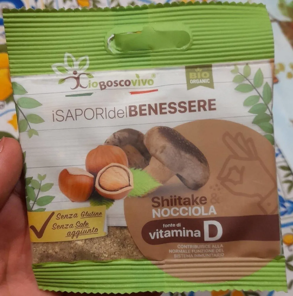 Imsaporitore funghi shiitake e nocciola