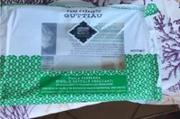 Pane carasatu guttiàu