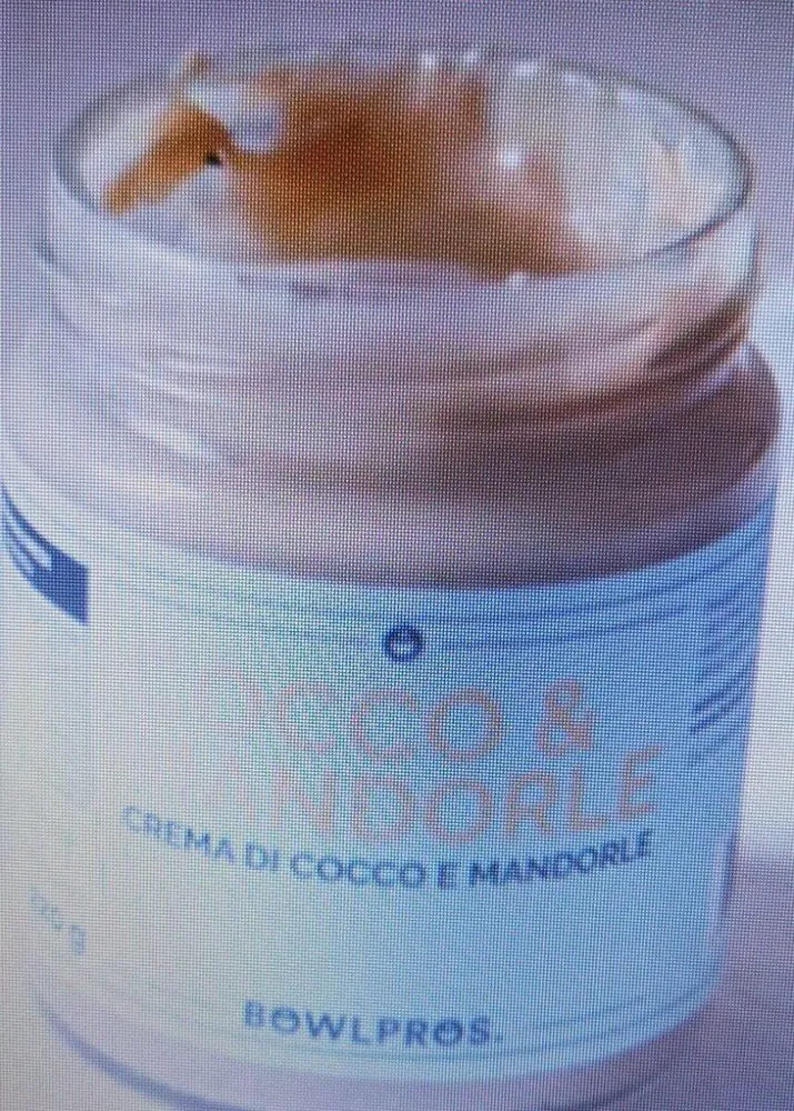 Crema cocco e mandorle