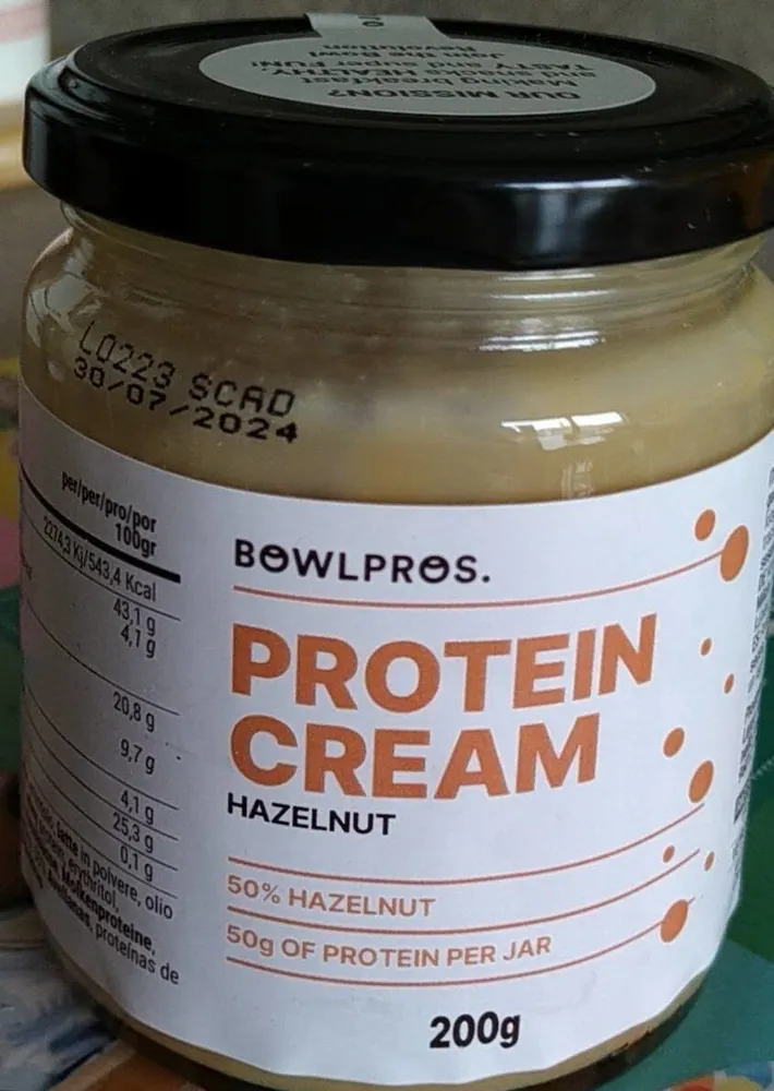 Protein cream alle nocciole