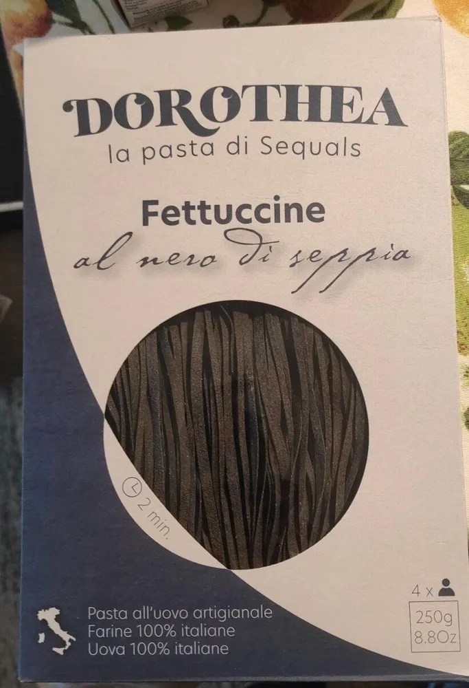 Fettuccine al nero di seppia