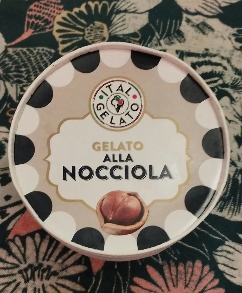 Gelato alla nocciola
