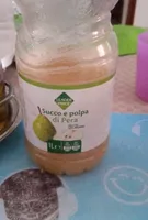 Succo e polpa di pera