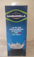 Latte uht parzialmente scremato